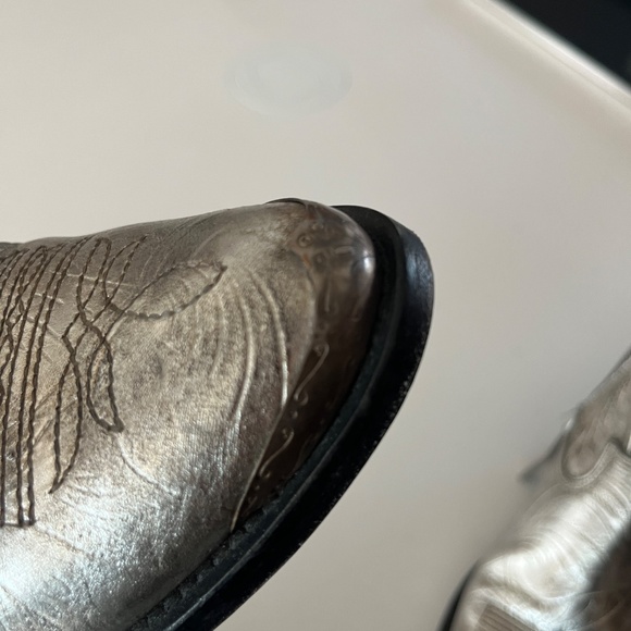 Golden Goose Deluxe Brand Booties Young Metallic - Size 8 - Picture 7 of 16